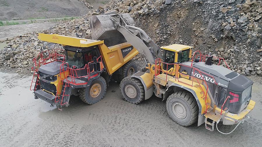 de R70 starre dumper