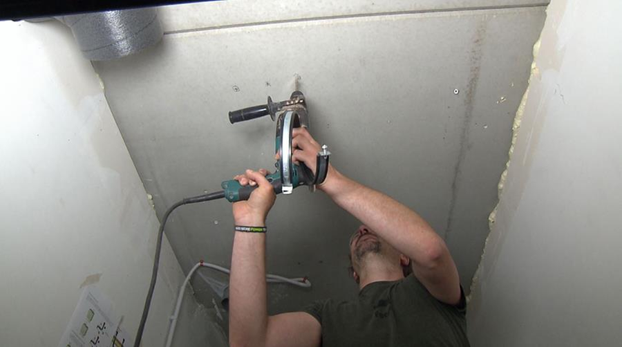 montagebeugel verankeren