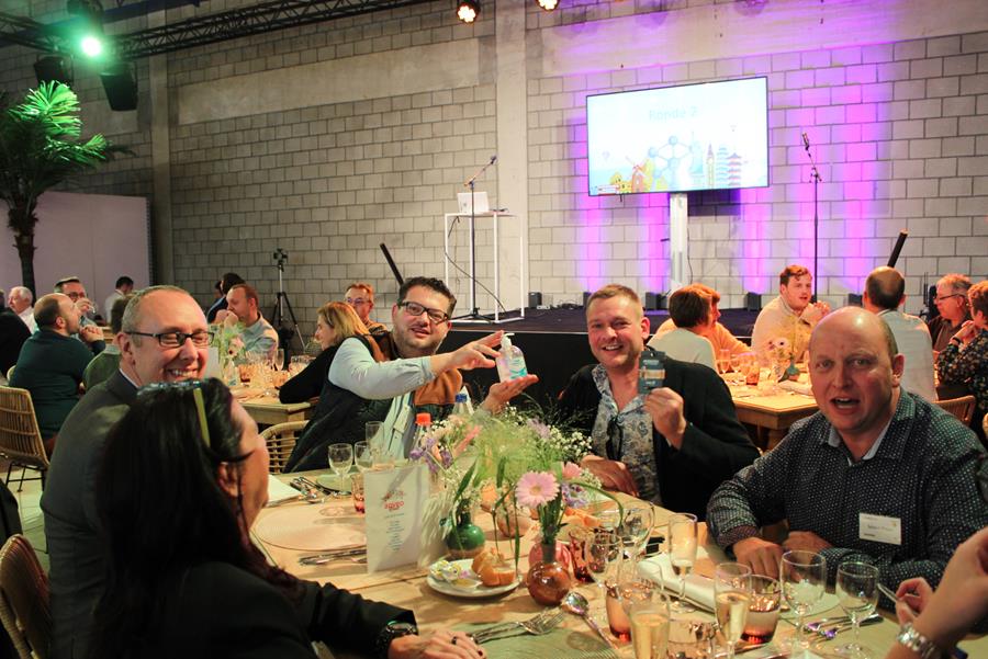 Adveo world