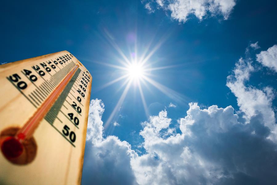 warm weer hitte thermometer blauwe lucht